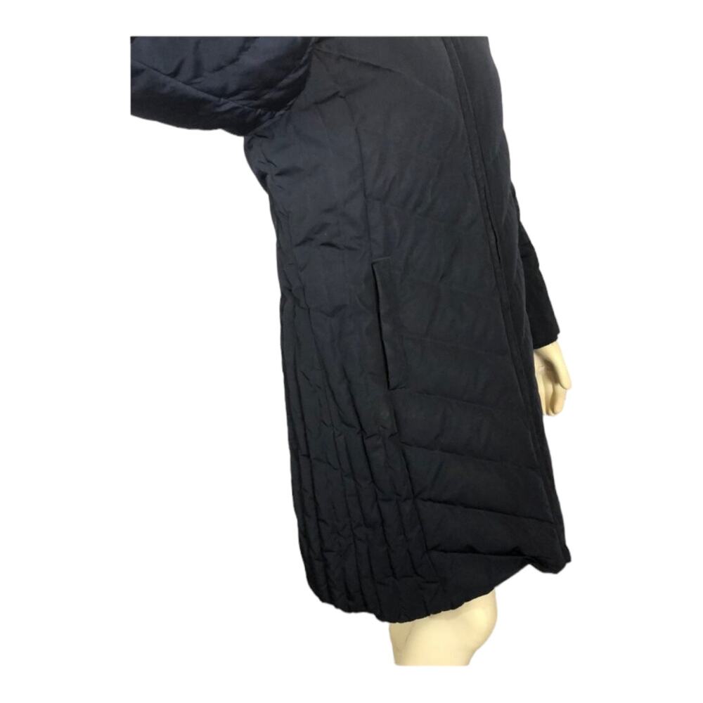 TALBOTS Down Puffer Coat in navy with fur trimmed hood size medium - Picture 6 of 12